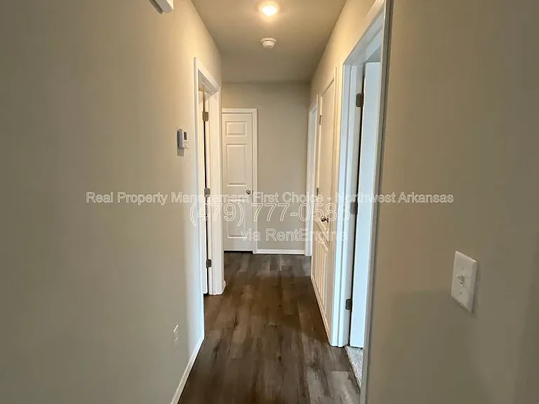 2608 S Silver St — Photo 8
