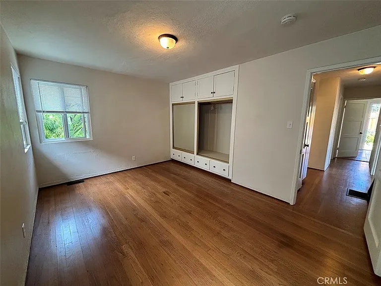 265 Chatham Ln — Photo 13