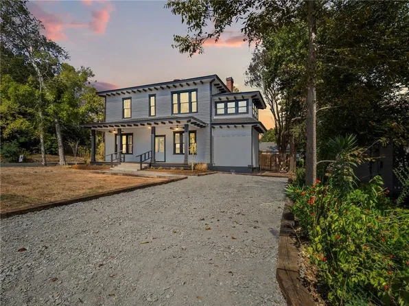 140 Pavie St, Natchitoches, LA 71457