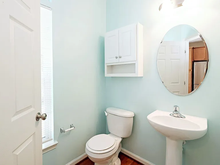 914 Bing Ln — Photo 7