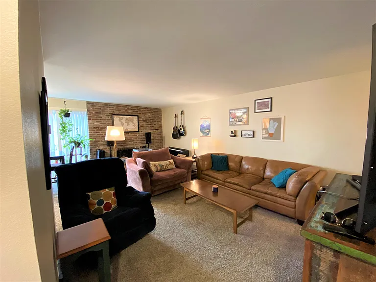 700 N Washington St — Photo 35