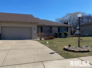 11012 N Rhonda Way, Dunlap, IL 61525