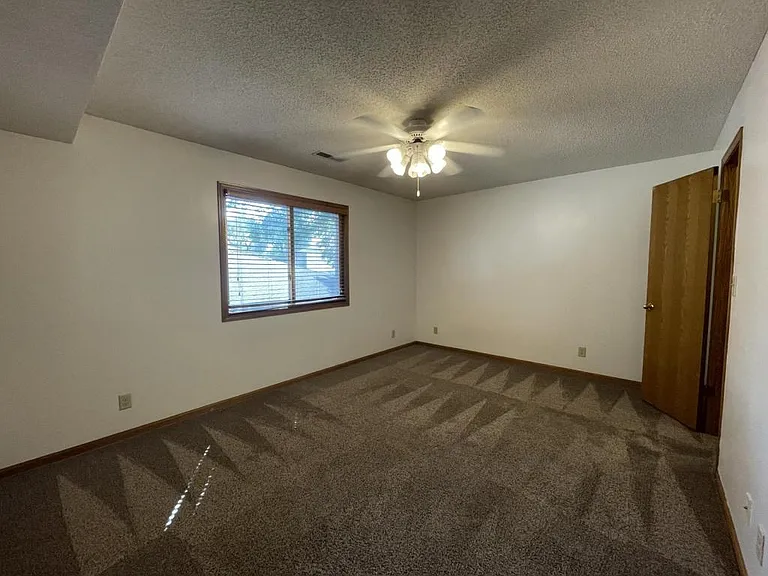 1027 H St #8 — Photo 12
