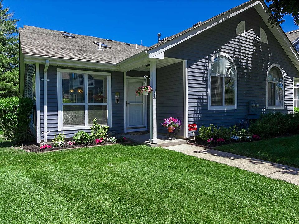 1st image of 866 Birchwood Park Dr