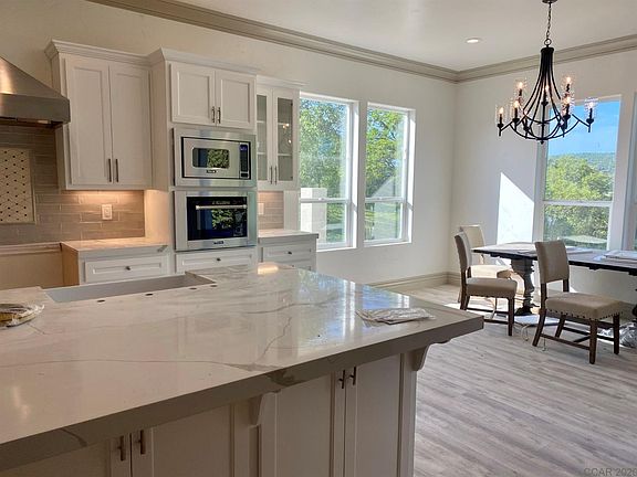 3rd image of 140 Blue Oak Ct #54