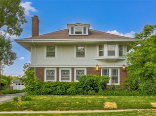 1832 2nd Ave SE, Cedar Rapids, IA 52403