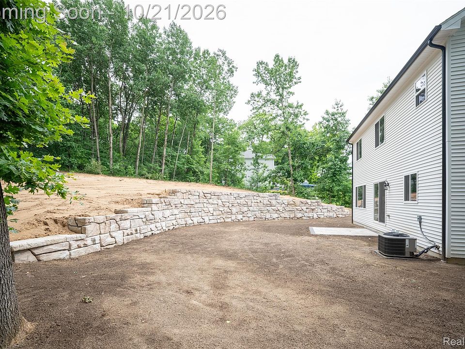 16085 Catalpa Ridge Dr, photo 29