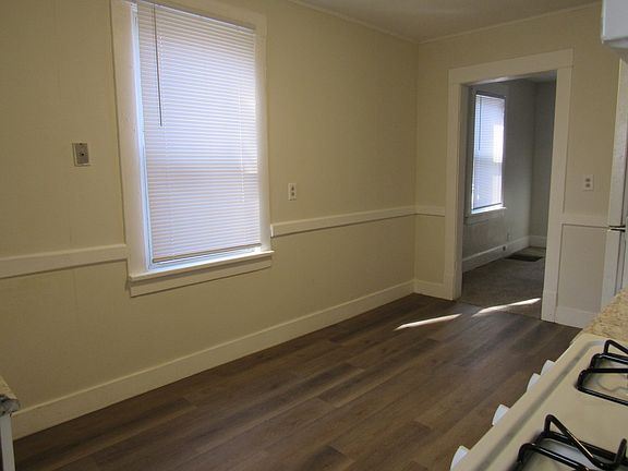 5th image of 149 6th St