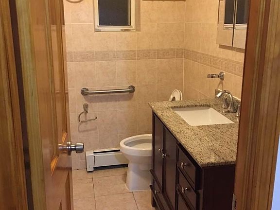 5th image of 17016 Lithonia Ave