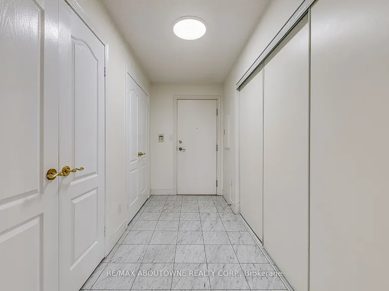 5418 Yonge St #1805 — Photo 4