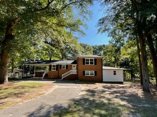 11921 Hasty Rd, Laurinburg, NC 28352