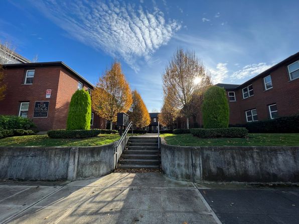 1600 N Colfax St APT 11