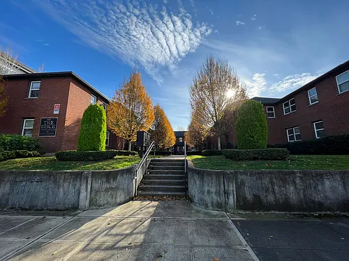 The Brick by Star Metro Photo 1