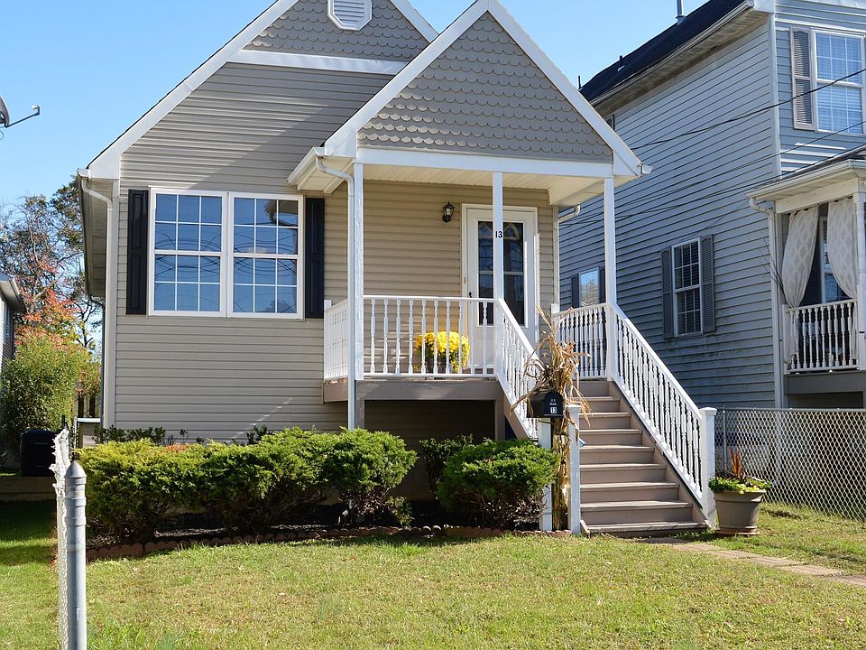 1st image of 13 Brainard Ave