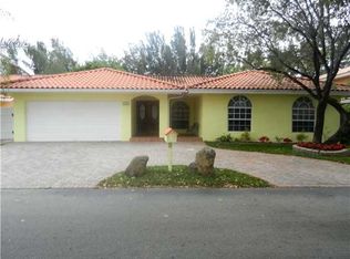 5821 SW 88th Ct, Miami, FL 33173