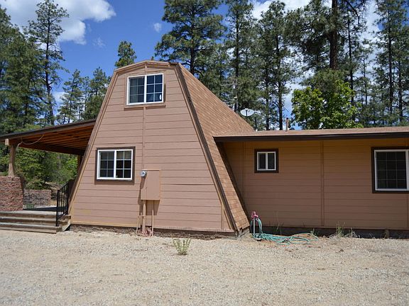 2nd image of 1072 N Zuni Ln