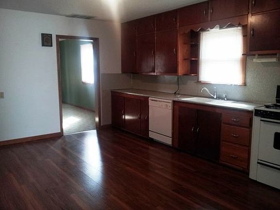 5th image of 1487 S Farm Road 219