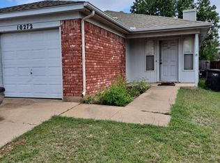 10272 Aurora Dr, Fort Worth, TX 76108