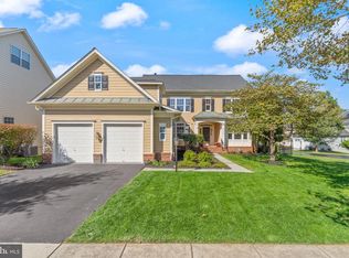 44140 Riverpoint Dr, Leesburg, VA 20176
