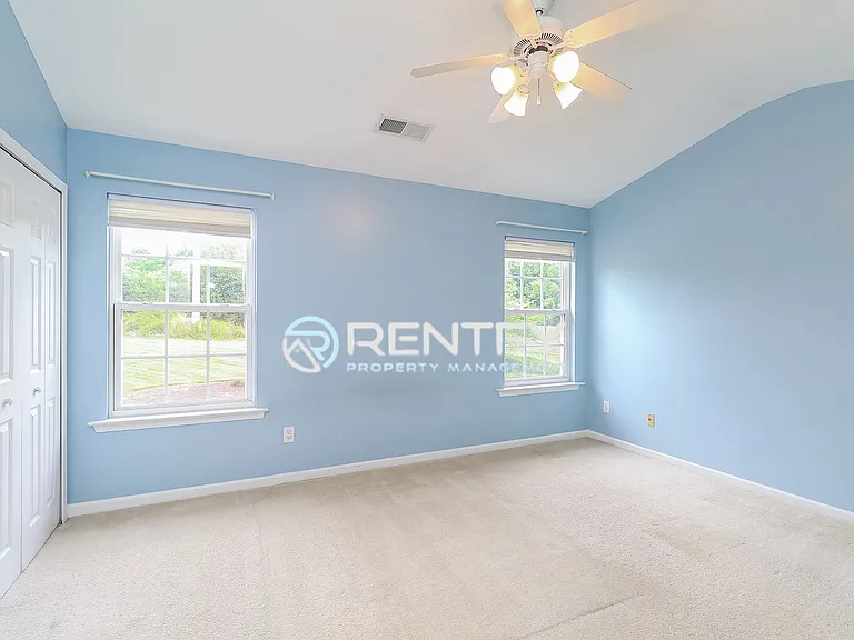 18478 Streamline Ct — Photo 9