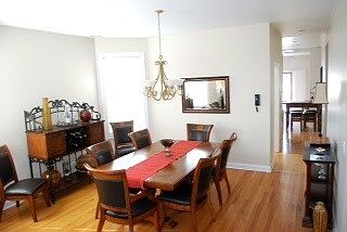 2nd image of 4108 N Maplewood Ave