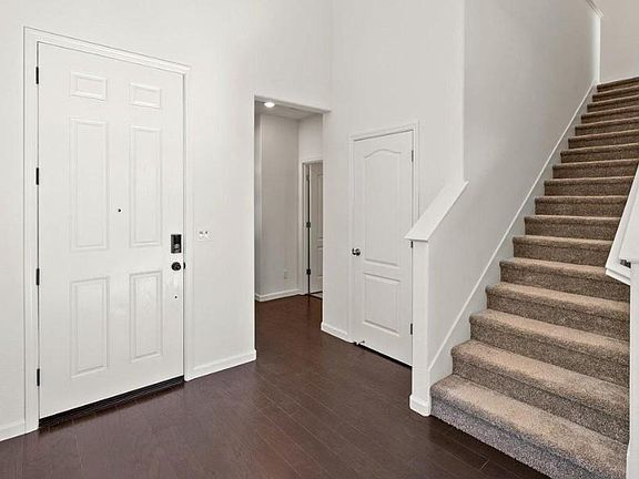 3rd image of 2868 Tostalinda Dr