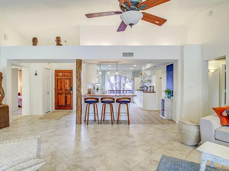 6308 W Port Royale Ln — Photo 12