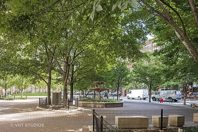 Studio, 650 sqft, $1,650 — Photo 4