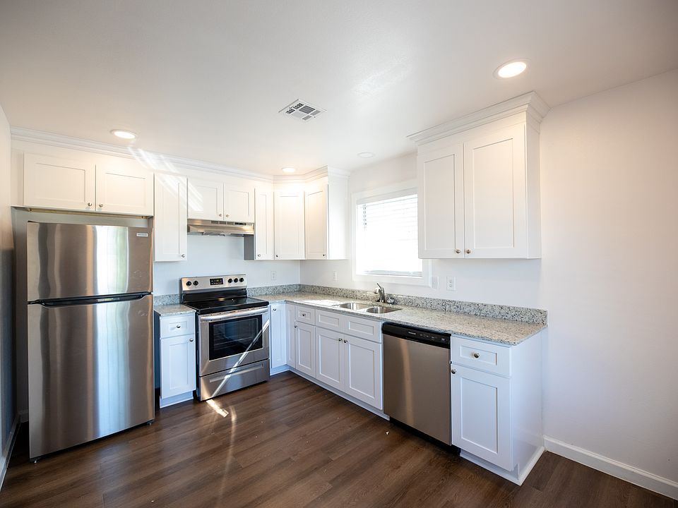 7917-NELSON-ROAD-Kitchen