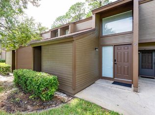 2 Southbury Ct, Palm Coast, FL 32137