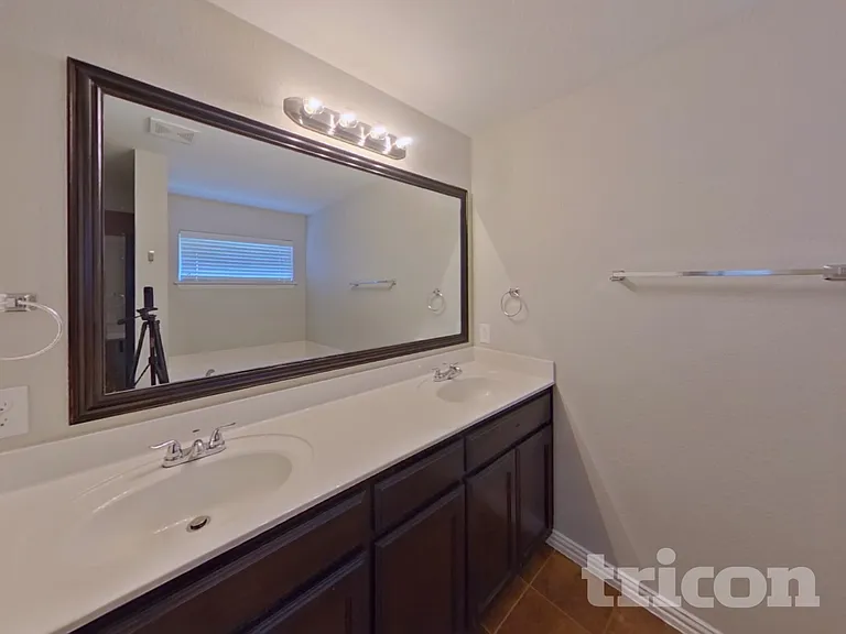 7432 Durness Dr — Photo 15