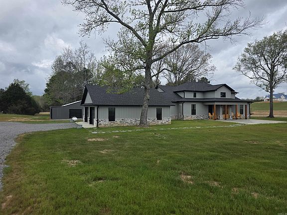 4th image of 90 Bettis Spur Rd