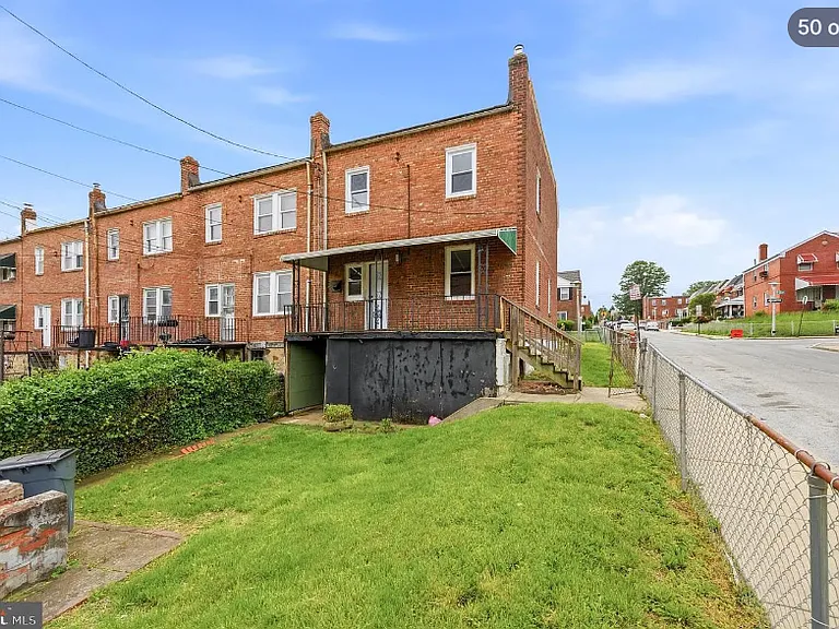 921 Mount Holly St — Photo 17