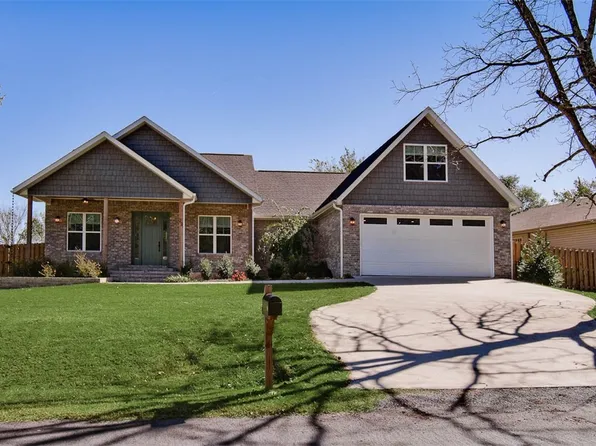 22 Hebrides Dr, Bella Vista, AR 72715