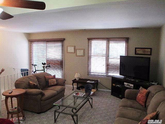 2nd image of 85 Rocky Point Yaphank Rd APT 180