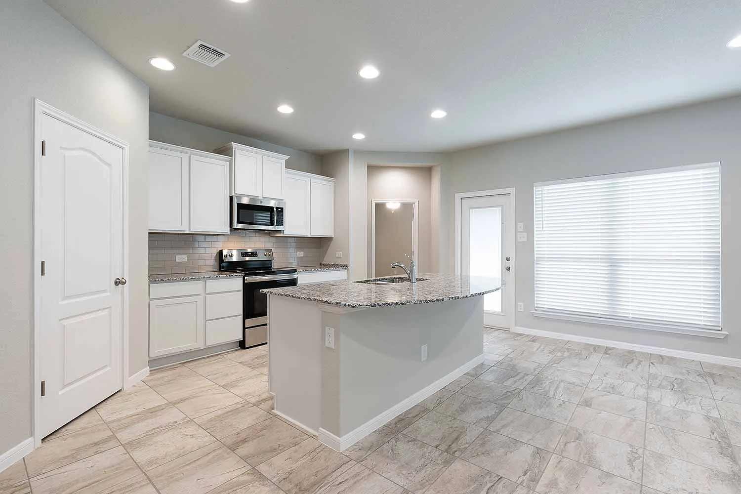4009 Aransas Drive - 1 — Photo 3