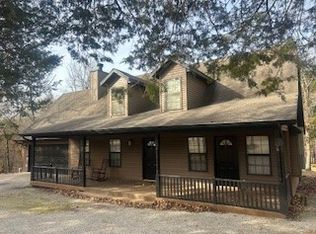 1 Thomas Cir W, Holiday Island, AR 72631