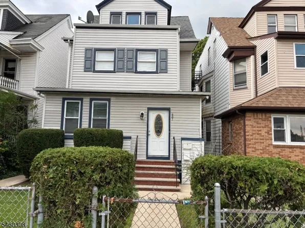 401 N Grove St, East Orange, NJ 07017