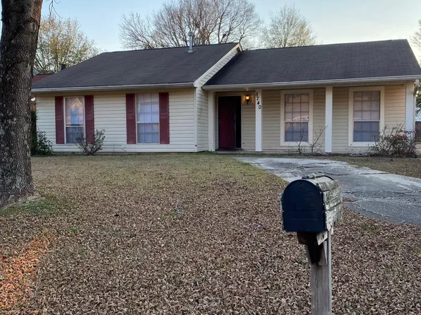 5740 Hyde Park Dr, Montgomery, AL 36117