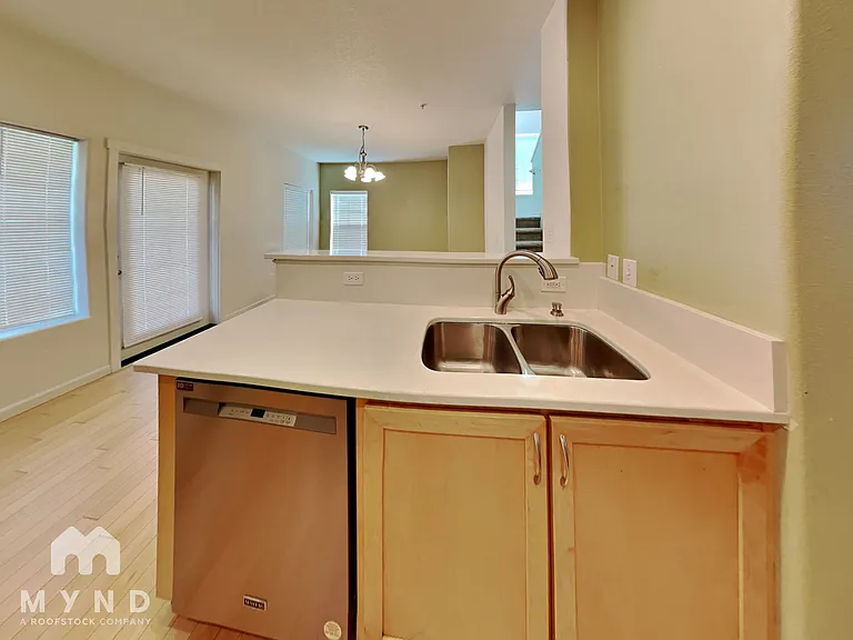 15390 SW Mallard Dr #103 — Photo 9