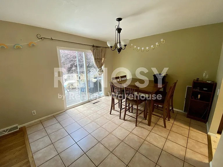 1237 Constitution Ave — Photo 9