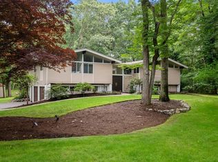 9 Indian Ridge Rd, Natick, MA 01760
