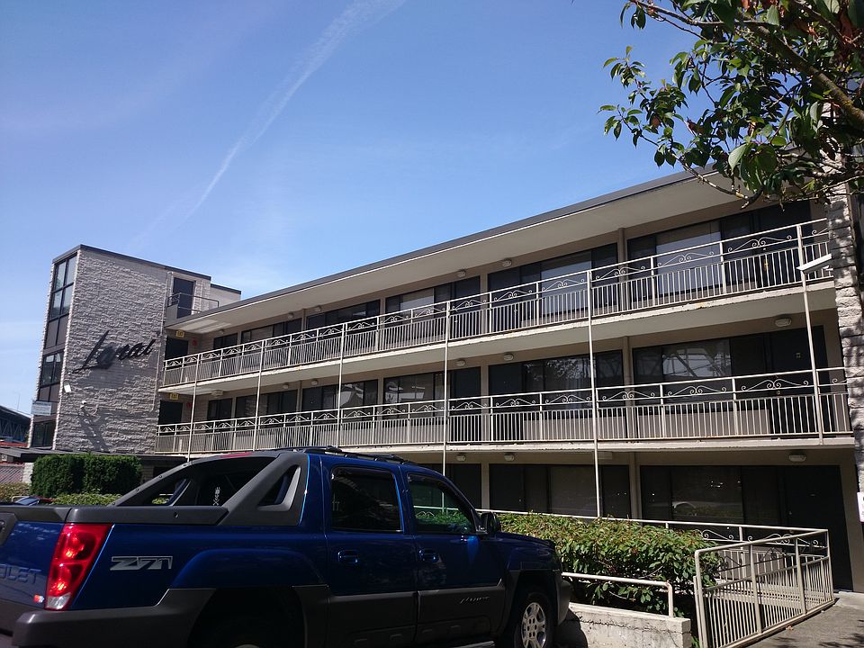 1st image of 3272 Fuhrman Ave E