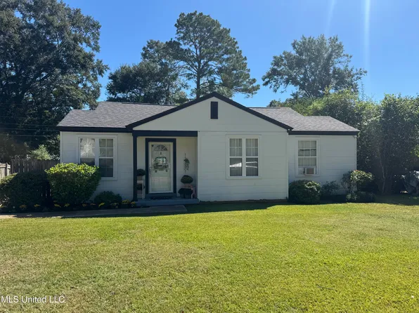 811 Kenwood Ln, Natchez, MS 39120