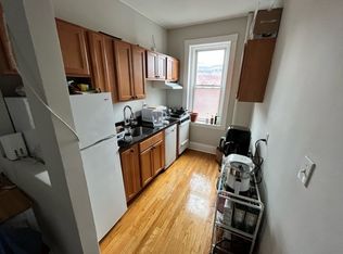 1183 Commonwealth Ave #14, Allston, MA 02134