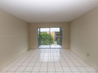 2800 NW 56th Ave APT B401, Lauderhill, FL 33313