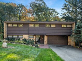 102 Colwyn Rd, Pittsburgh, PA 15237