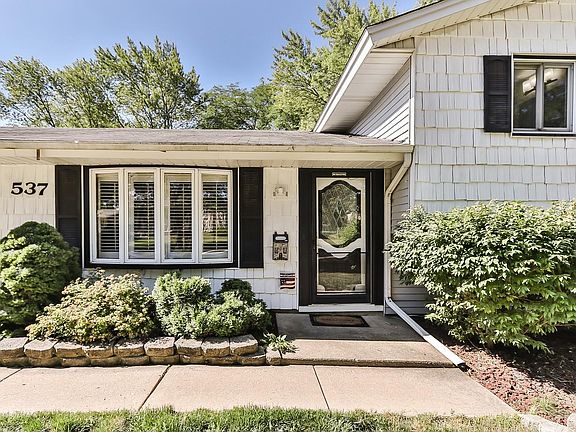 2nd image of 537 Janine Ln