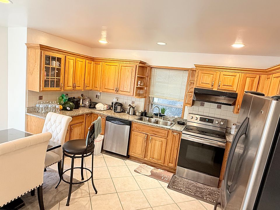 1st image of 309 Maryland Ave #1