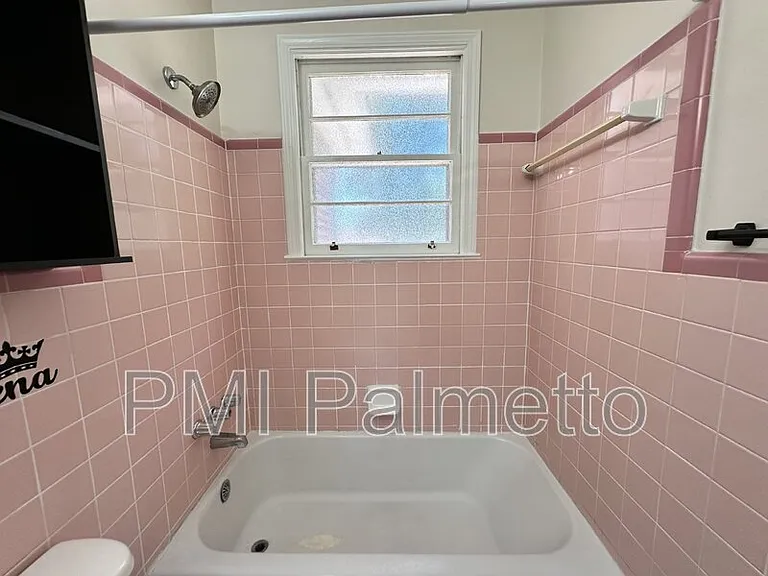 1719 Burnham St — Photo 10